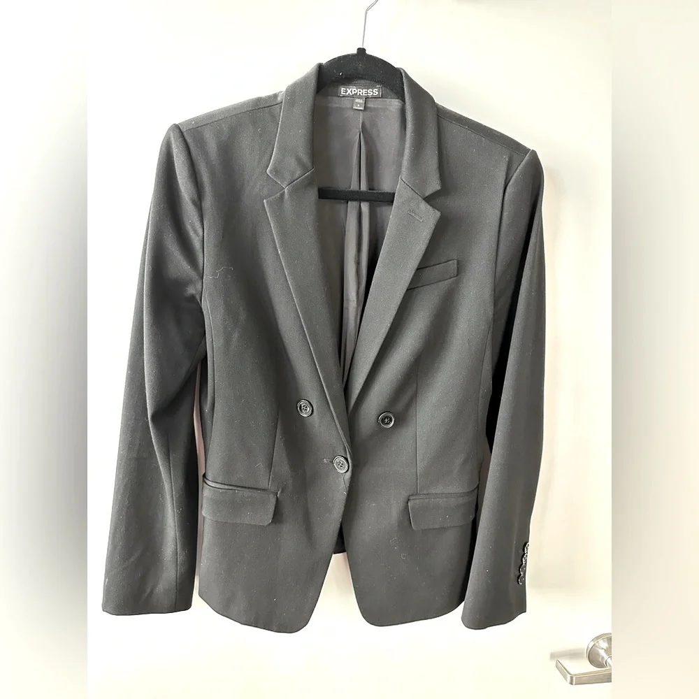 Blazer - Picture 1 of 3